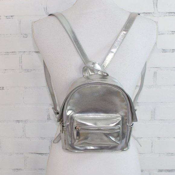 Silver Mini BackPack - Picture 6 of 6